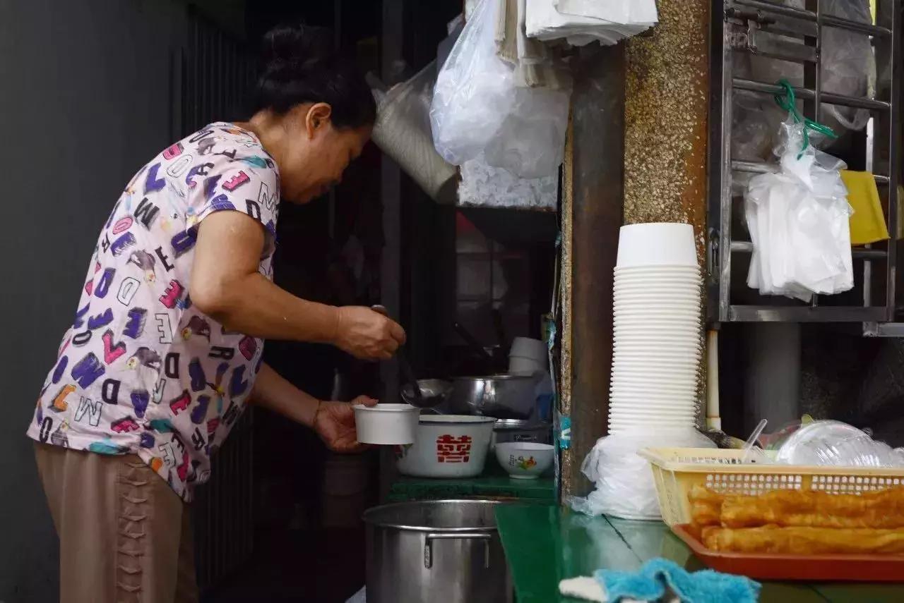 厦门古早味美食,街头阿姨做的美食