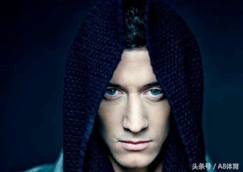 足坛十大神锋之莱万多夫斯基,莱万多夫斯基射手