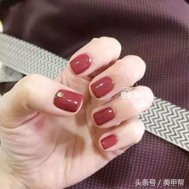 干美甲款式图片大全,蜜糖小姐美甲焦糖玫瑰色款式