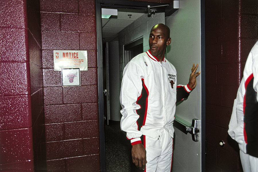 单手抓球麦迪艾弗森乔丹,艾弗森科比乔丹麦迪