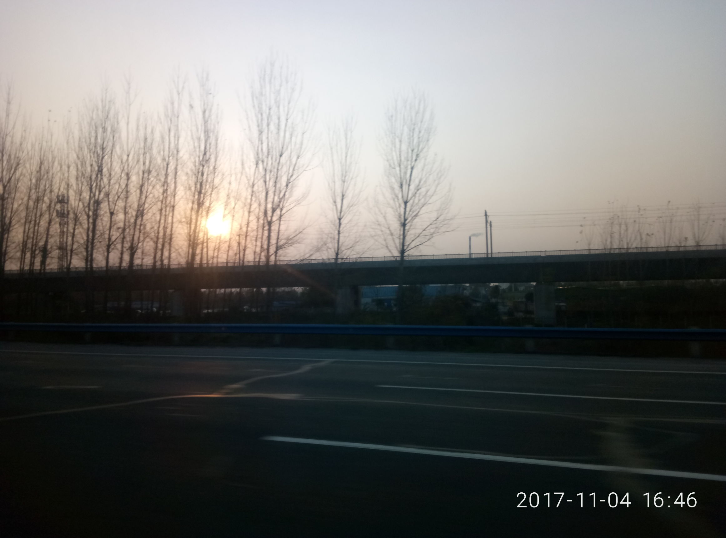 iphone4s经典怀旧版,12年前的苹果4s拍照有多牛