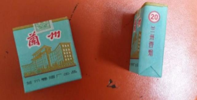 那些迷茫的夜晚,你可曾在黄河边上抽过一支名叫兰州的烟