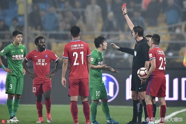 神操作！发布会公开呼吁为球场*力暴**减刑，足协陷两难境地