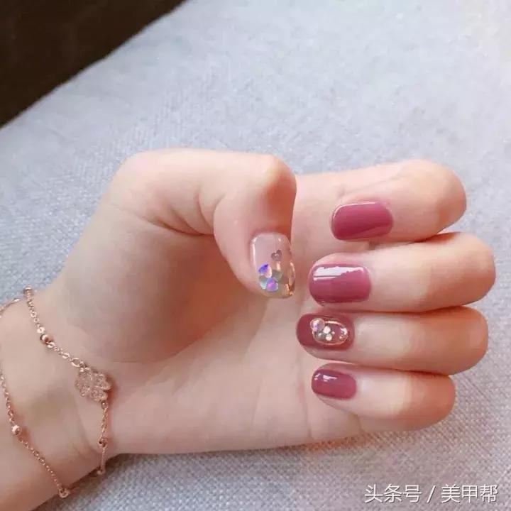 干美甲款式图片大全,蜜糖小姐美甲焦糖玫瑰色款式