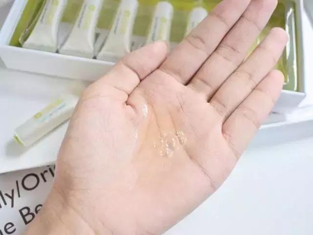 脸干用什么化妆品都不起作用,脸干起皮用喷雾