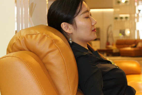 联邦米尼轻奢沙发,联邦真皮沙发测评