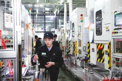 中科院下属公司投资50亿建机器人生产线，被国家选中的新乡要飞了