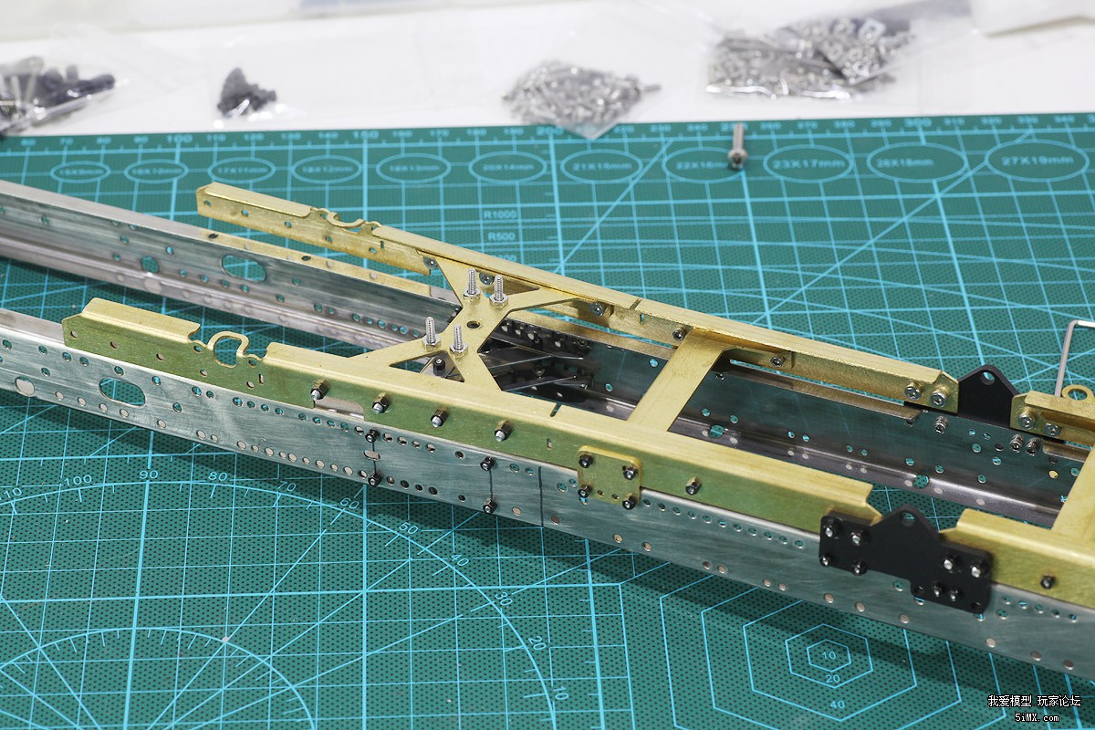 论复杂程度我只服它｜德国ScaleArtMAN三向自卸车细节（三）