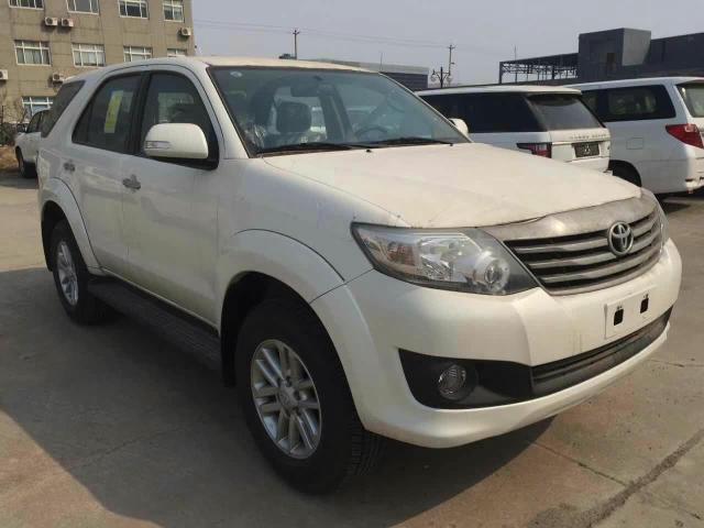 15年霸道2700二手25万公里多少钱,25万丰田霸道普拉多2700