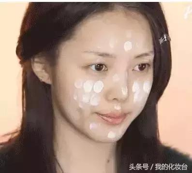 完美底妆和眼妆化妆有什么技巧,10分钟搞定秋冬妆手残党也不怕