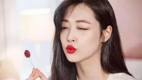 完美底妆和眼妆化妆有什么技巧,10分钟搞定秋冬妆手残党也不怕