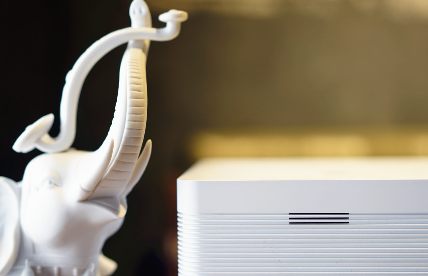 暴风max6无屏电视价格,打造家庭私人影院