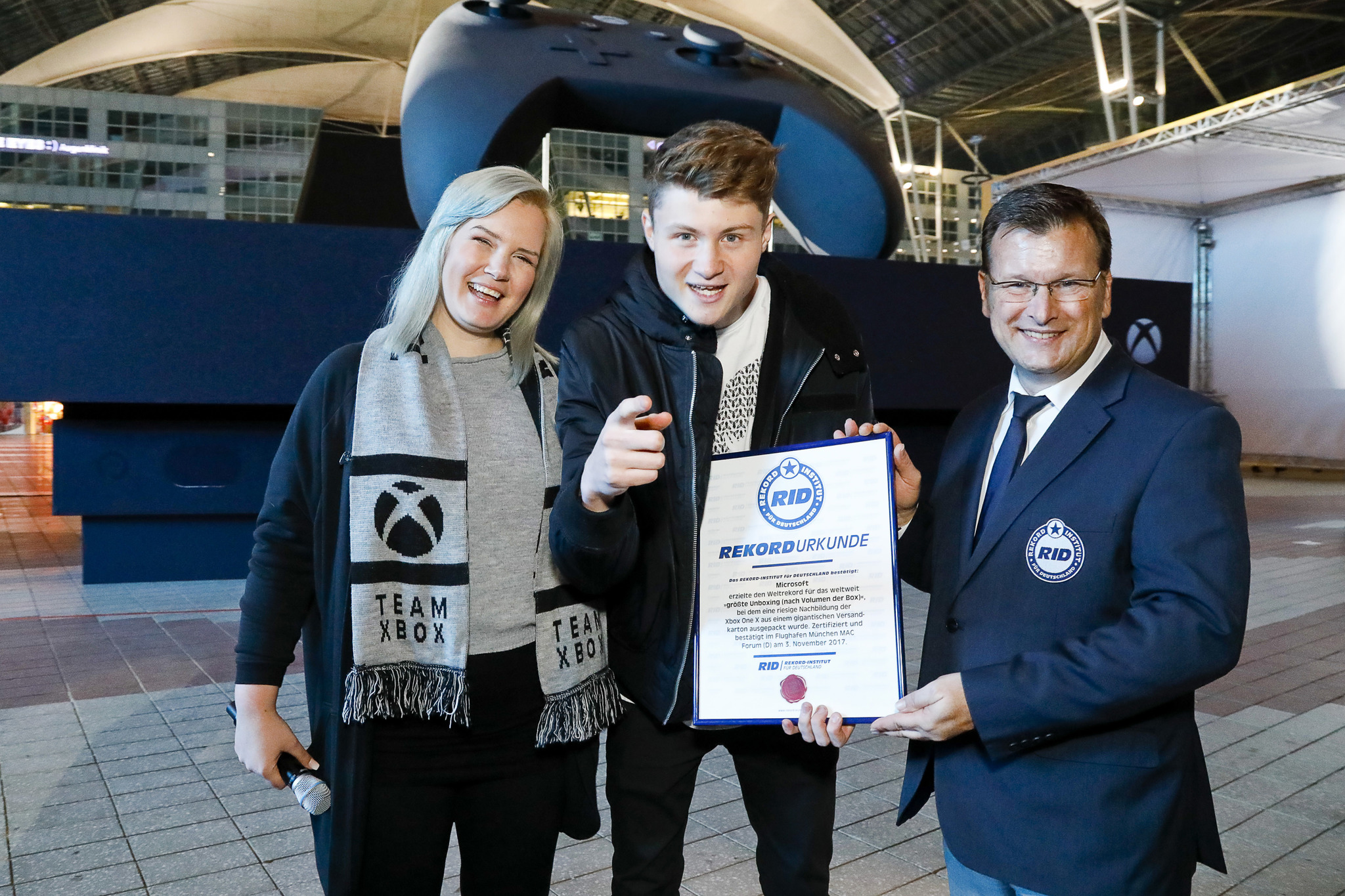 xboxone大陆行货版能玩吗,xboxone中国首发限定