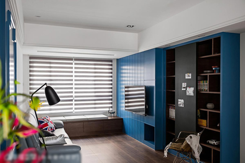 木地板上有饭粒粘着怎么处理清洁,木地板缝隙沉积性污垢怎么清洁