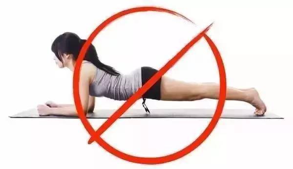 每天做多久的平板支撑才会有效果,坚持一个月的平板支撑会发生什么