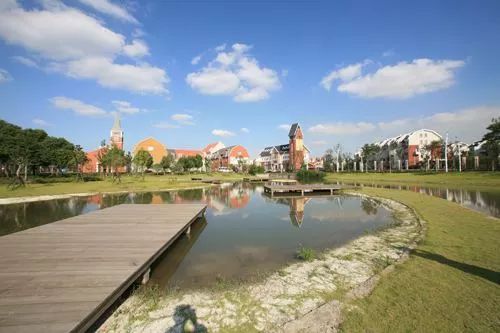 上海异域风情小镇在什么地方,上海泰晤士小镇异域风情