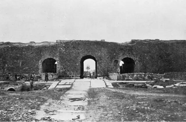 “网红”之城，穿越之旅三百年前驴友到南京都玩神马？