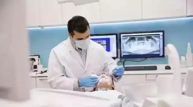 补牙怎么补性价比最高,省口腔医院补牙价格表