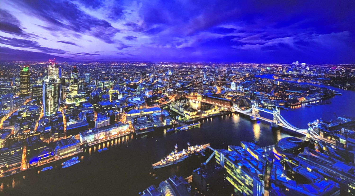 暴风max6无屏电视价格,打造家庭私人影院