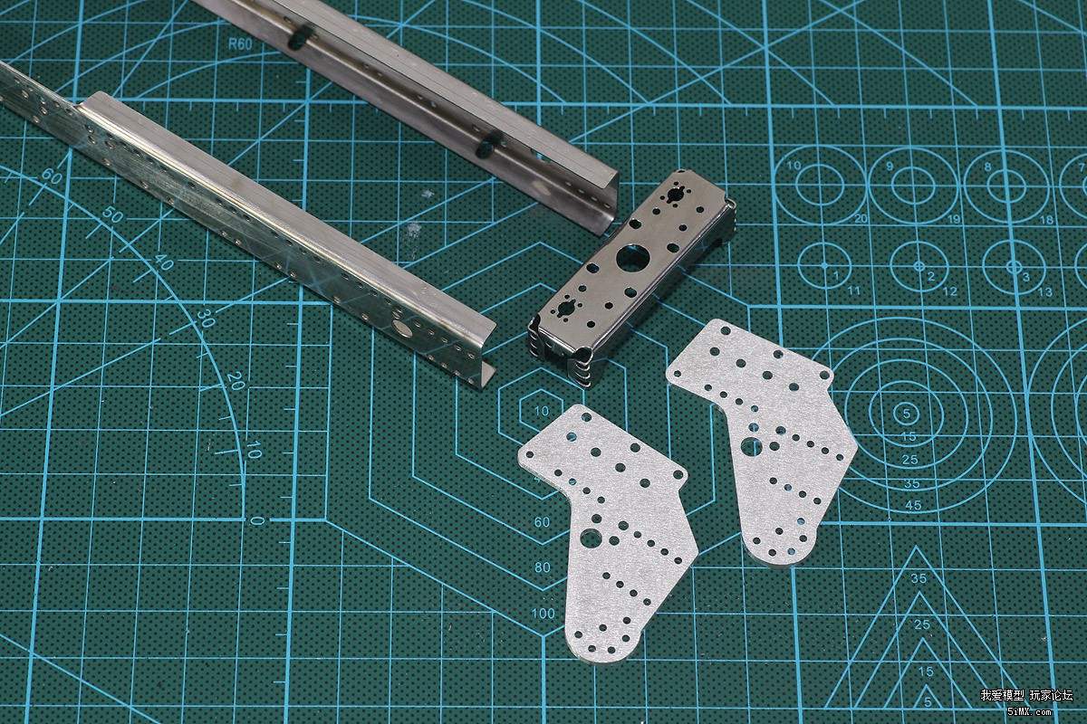 论复杂程度我只服它｜德国ScaleArtMAN三向自卸车细节（三）