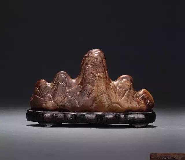 古人书房常备的文房四宝是什么,文房四宝是书房中常备的四种摆件