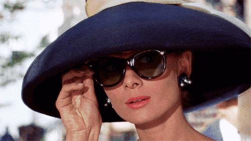 fendi小怪兽双肩包,fendi小怪兽男包2020款