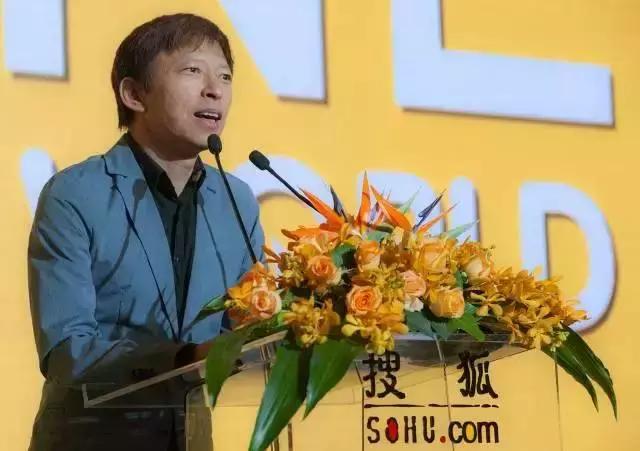 英国网红点评中国各大CEO口语，最差的果然是……