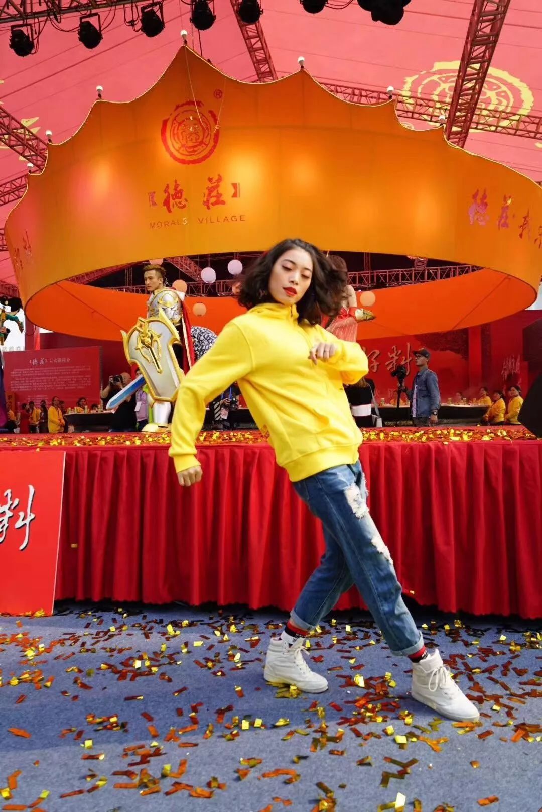 外行看热闹内行看门道你懂吗,外行看热闹内行看门道商业思路