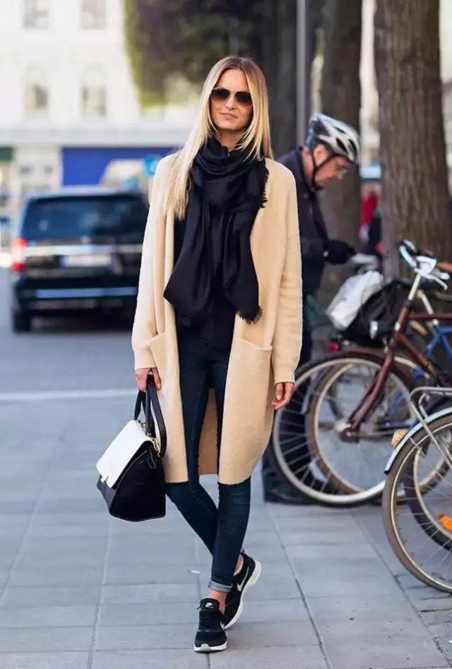 这个冬天毛鞋和毛袜最配,这个冬天鞋推荐