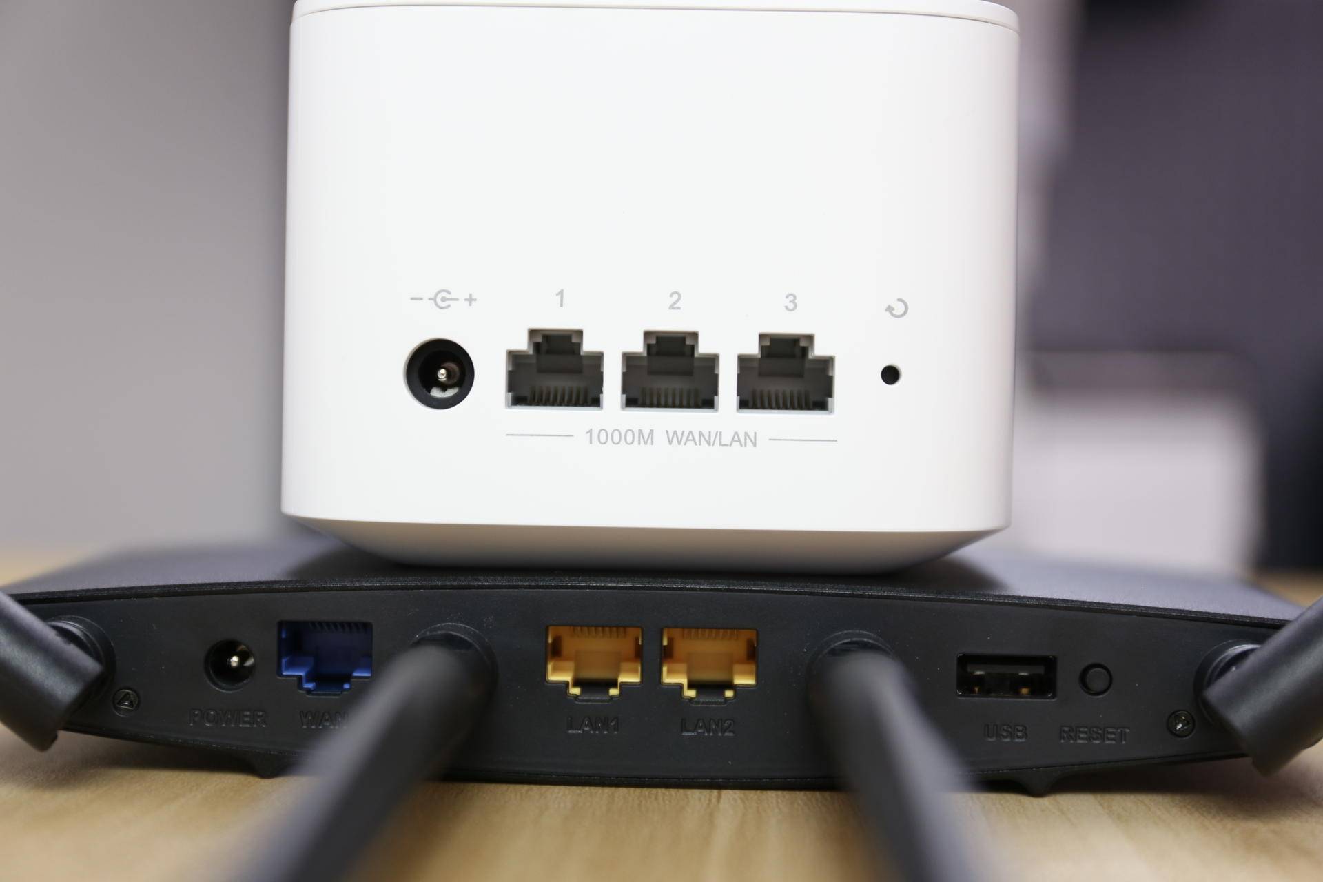 荣耀路由器x3跟2pro哪个更好,荣耀路由pro2对比华为ax3Pro