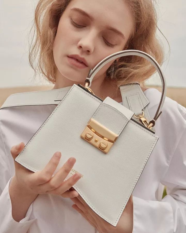 十大性价比高的小众包,十大最便宜的小众包