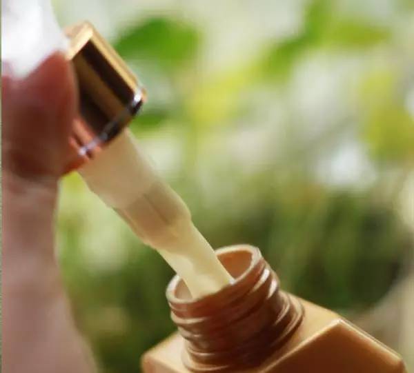 阿司匹林磨碎涂抹,阿司匹林捣碎敷脸上起到什么作用