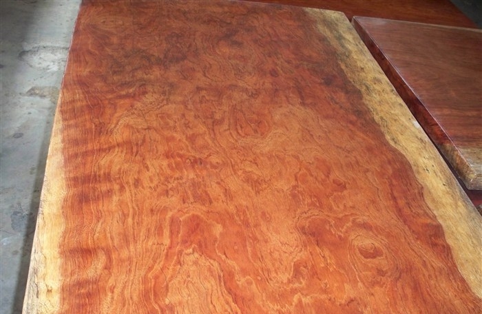 如何分辨缅甸花梨的家具的真假,缅甸花梨最简单鉴别方法