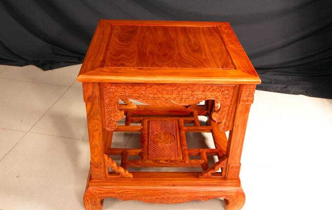 如何分辨缅甸花梨的家具的真假,缅甸花梨最简单鉴别方法