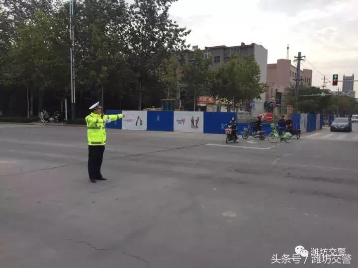 高德导航怎么知道拥堵和修路路况,交警采取措施解决修路拥堵问题