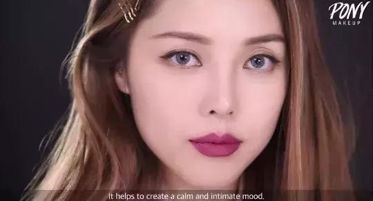 超火姨妈色口红不选肤色又显白,姨妈色口红显白吗