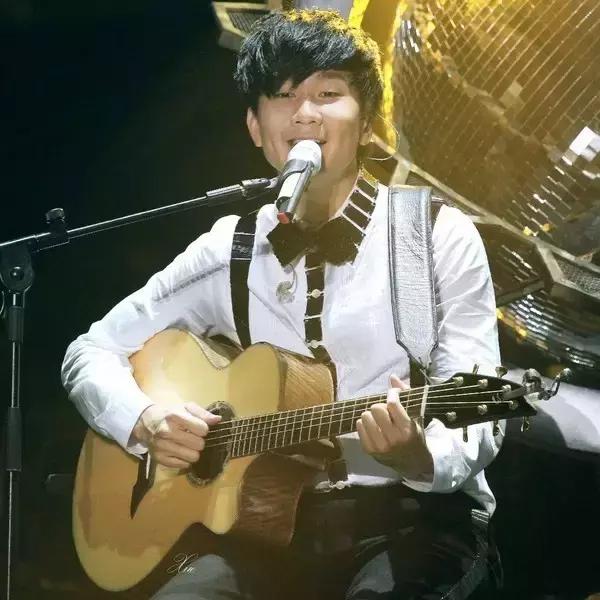 林俊杰孙燕姿我怀念的合唱,林俊杰唱我怀念的歌曲