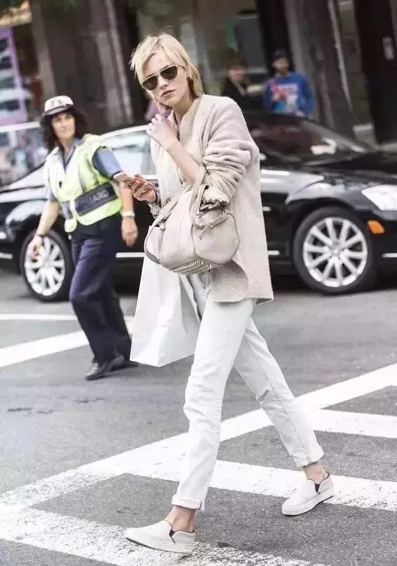 这个冬天毛鞋和毛袜最配,这个冬天鞋推荐