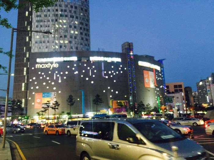 东大门韩国服装,你还傻傻的买韩国东大门衣服么