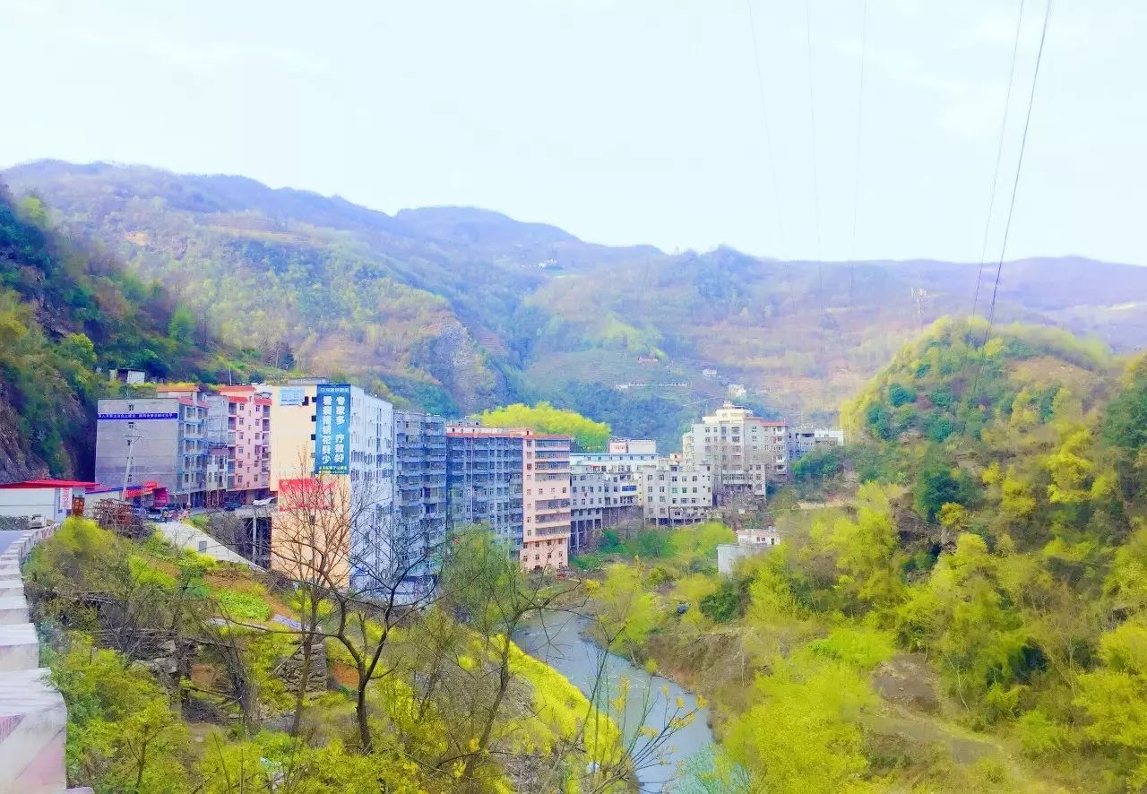 大家好,给大家介绍下,这是我的家乡仓上