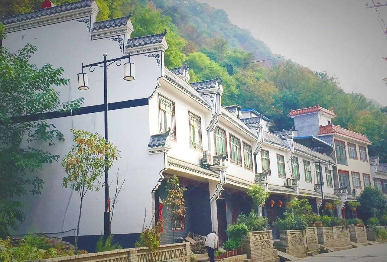 大家好,给大家介绍下,这是我的家乡仓上