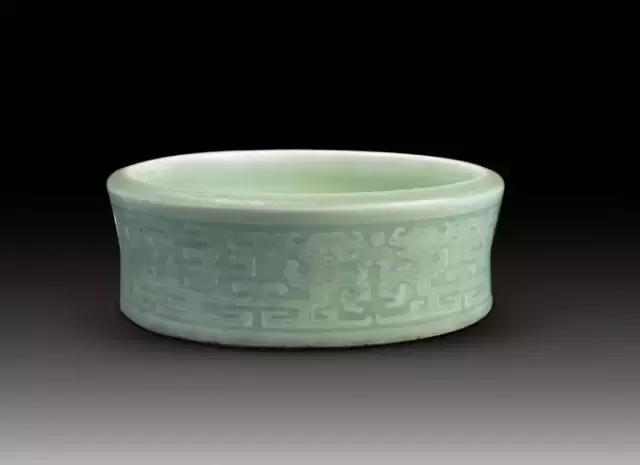 古人书房常备的文房四宝是什么,文房四宝是书房中常备的四种摆件