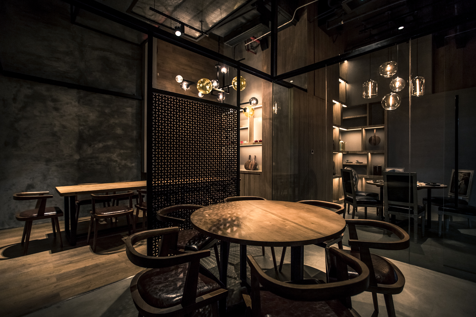 海归美女的西餐厅不得了！用舒芙蕾征服了米其林大厨，来合作菜品