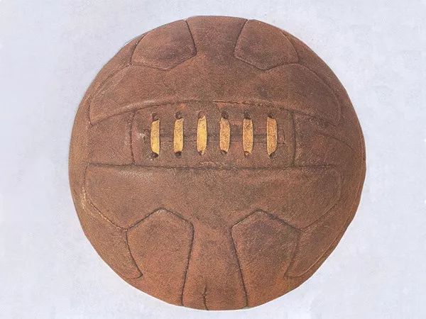 关于世界杯中的数学知识,世界杯比赛用球一览