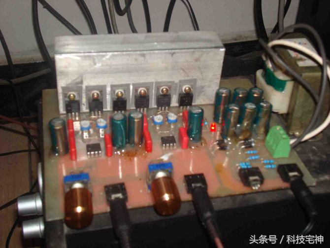 用tda2005r做简单功放电路图,自制tda2030a功放元件及图纸