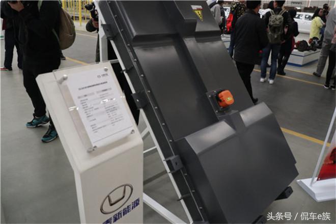 新能源汽车领域再掀巨浪,中国新能源汽车产业迎来巨头入局