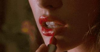 女生平均一生要吃掉1.8公斤口红,女人一生吃多少口红最好