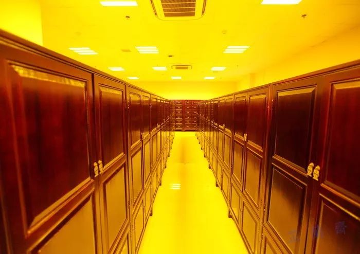 第十五届全国民间读书年会韦力撰