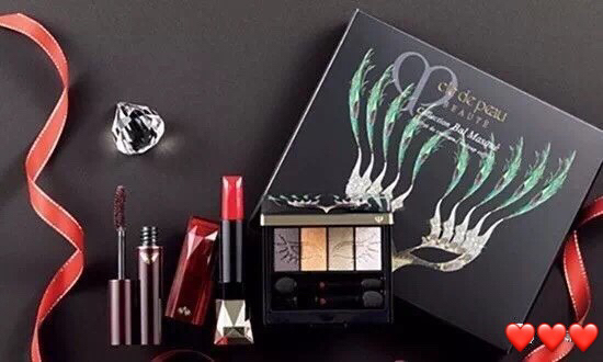 丽人闺房｜CPB历年圣诞套装都美到逆天！唯一致命缺点竟然是……