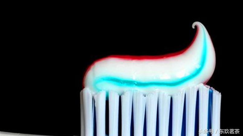 怎样清洗茶叶壶里的茶垢,长期的茶污渍怎么去除